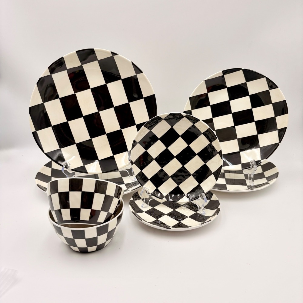 Black and White Melamine Checkered Dinnerware Set Courtly Check Style 8pc